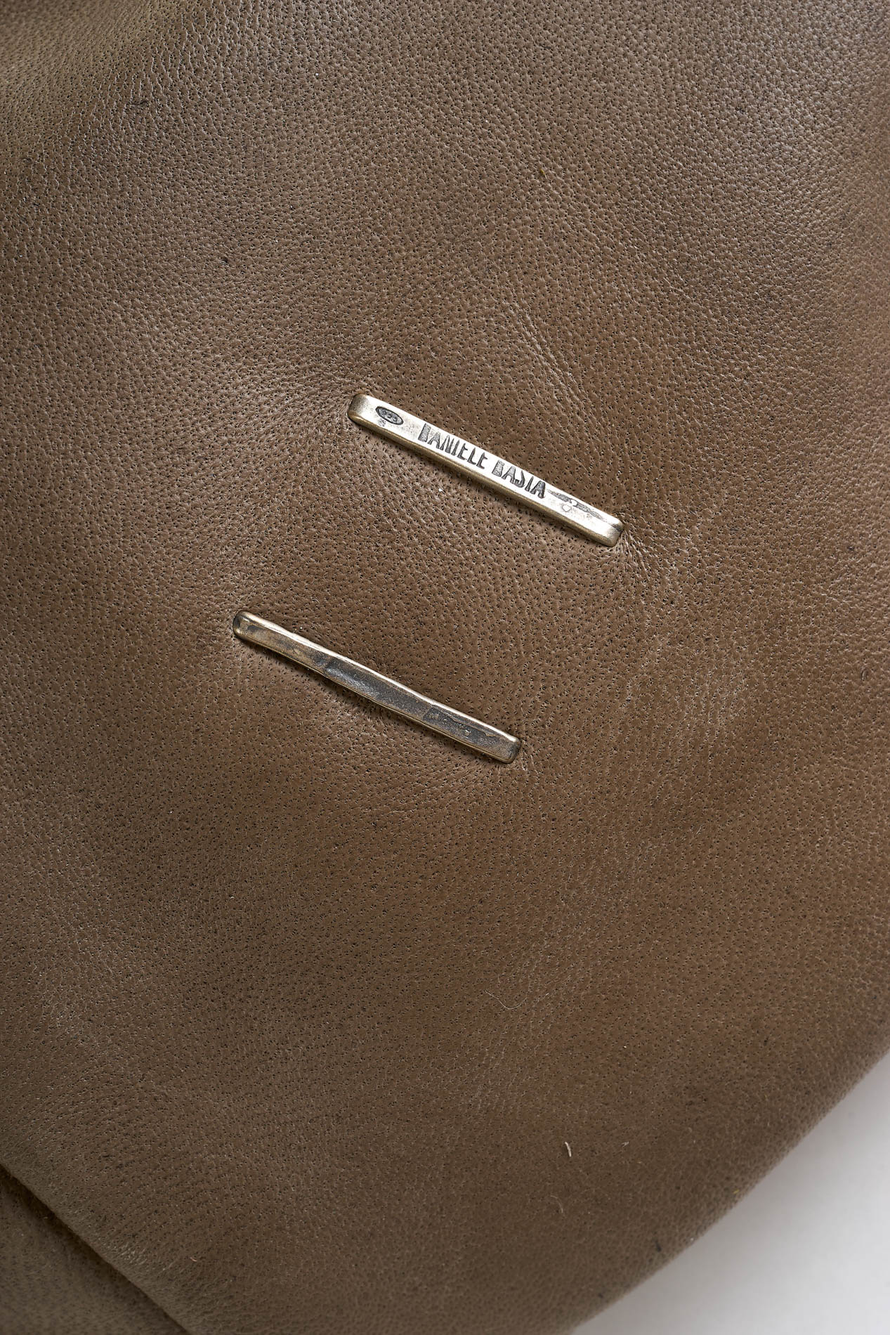 daniele basta leather and silver bags - DETAIL